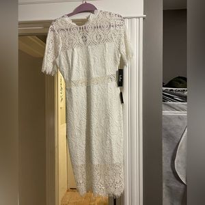 BRAND NEW LULU’s mid length white lace dress. SMALL